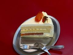 -UNI UNI(环亚凯瑟琳店)