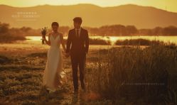 -苏菲亚婚纱摄影