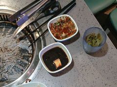 -金滏山烤肉·海鲜·火锅自助餐厅(襄阳万达店)