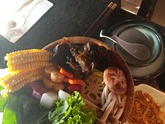 -湊湊火锅·茶憩(新中关购物中心店)