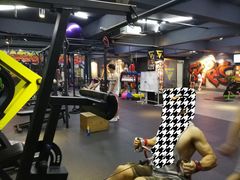 力量-SuperSix私教健身连锁(猛追湾店)