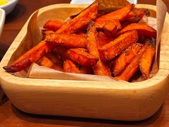 -8PINTS八品脱·日料·烧鸟·精酿小酒馆(莘庄店)