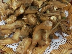 炸鱼骨腩-广宁炭炉鸡煲·富临门饭店