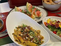 -普朗姆生蚝牛排馆 The Plump Oyster(成都摩方购物中心店)