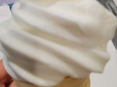 -麦当劳(轻轨曹杨路店)