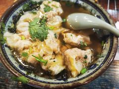 -老谢野馄饨(延安路店)