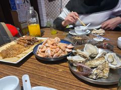 -蚝堡海鲜·威海菜·海肠捞饭·烧烤·亚洲吃蚝公司(幸福门店)