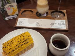 -黑草莓(重庆路店)