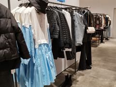 -URBAN REVIVO(西安Momopark店)