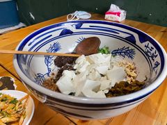 豆花米线-蜗牛小馆醉乡民谣云南菜(惠新西里店)