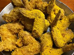 -BHC炸鸡(明洞总店)
