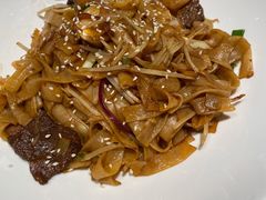 干炒牛河-千日贺茶餐厅(开发区安盛店)