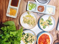 -明洞阿姨·韩式酱蟹烤肉·创意料理(三元桥店)