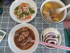 -天鹅到家·保姆月嫂育儿嫂(朝阳店)