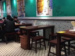 大堂-陈光记烧腊(长寿路店)