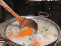 -吴越荣记苏州菜·松鼠桂鱼 100% 活鱼现做(月光码头店)