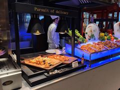 -松咖啡自助餐厅·松北香格里拉