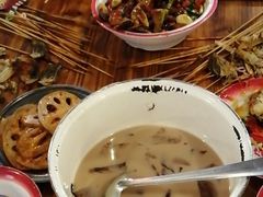 -冶建镜子·老南昌大排档·江西虾王(总店)