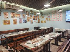 大堂-昱家胡同·烧烤海鲜铜锅涮肉(和平里店)