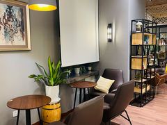 用餐区-青山上品咖啡·日式法兰绒手冲(高岛屋百货店)