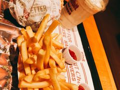 -The Habit Burger Grill 哈比特汉堡(复兴soho店)