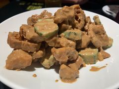 黄瓜拌油条-梅飞酒家(桑园路店)