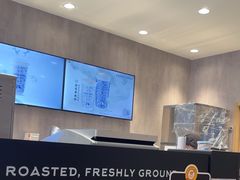 -瑞幸咖啡(梅花园地铁站店)