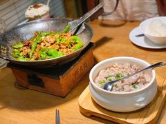 -费大厨辣椒炒肉(万家丽一店)