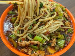 鸡肉炒米粉-玲玲米粉·新疆现炒米粉(大十字总店)