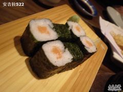 三文鱼小卷-歌行灯日本料理(伊势丹店)