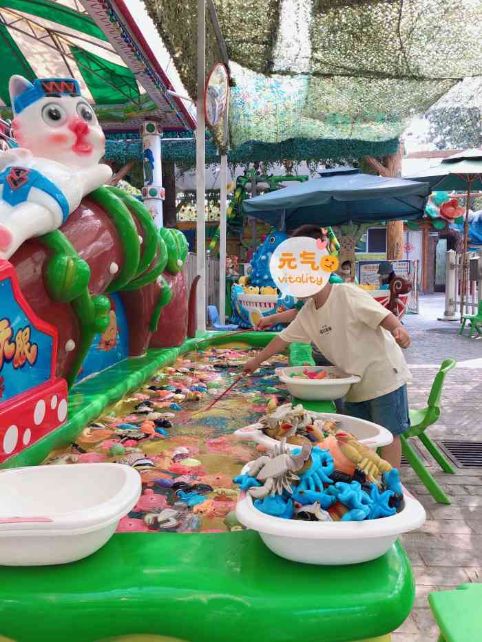 龙潭湖公园儿童游乐场图片