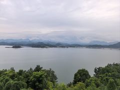 -千岛湖忆湖度假酒店(中心湖景区店)