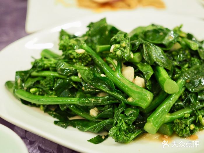 新兴饭店·百年羊肉煲生炒芥兰苗图片 - 第2张