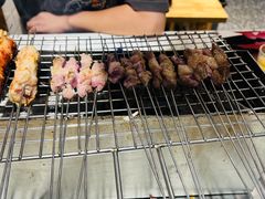 -喜悦小串丹东小黄牛海鲜烧烤大排档(民主广场店)