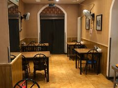 -清真吴记门钉肉饼·喜多利