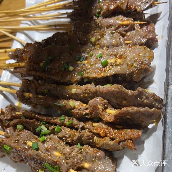 黄记烧烤(城南东路店)