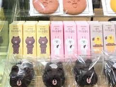 -LINE FRIENDS Garosu-gil Flagship Store