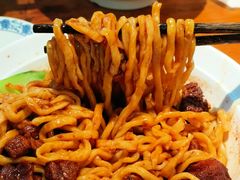 -老天桥酱肉烧饼夹肘子(天桥店)