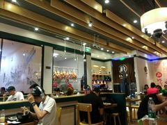 大堂-百事佳烧鸭牛腩(上海虹桥站店)