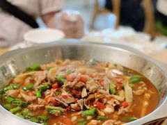 -兔行天下-鸿鹤鲜锅兔(中海国际店)