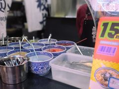 -卤校长老火锅(杨家坪直营店)