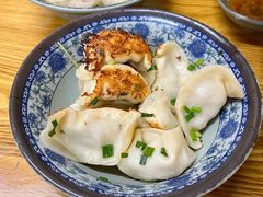 鲜肉煎饺-无名氏宵夜小摊(祝家三姐妹馄饨店)
