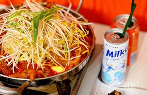 Spicy Korean Chicken Feet Pot