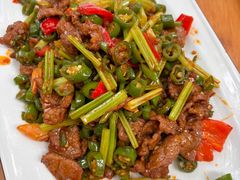 小炒黄牛肉-后卫寨猫耳朵(凤城三路店)