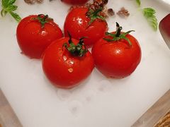 番茄脆菇沙拉-小大董·烤鸭(王府井apm店)
