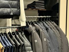 -百年港湾奥特莱斯(香炉礁店)