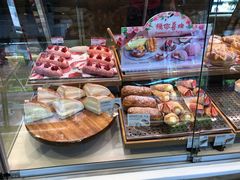 -巴黎贝甜(昆城广场店)