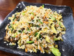 酸菜牛肉粒炒饭-张果佬年糕卷(科巷店)