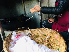 -半月镰胡姐脆皮萝卜饺子