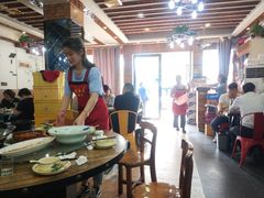 大堂-八张桌子(老店)